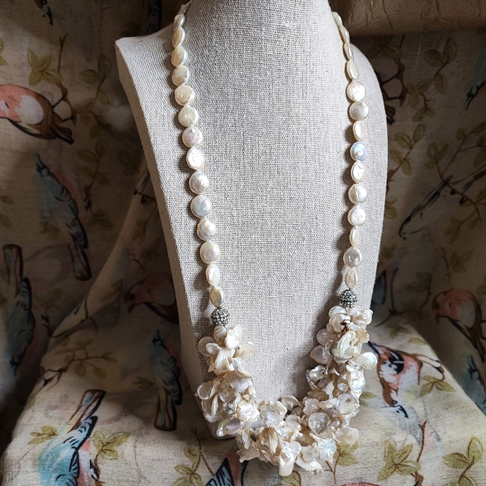 Mother of Pearl Seashell Sea Shell Extra Long Canary AB Beads Vintage Necklace - Picture 14 of 15